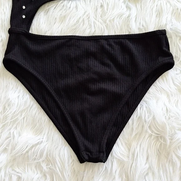 LF Emma & Sam Asymmetrical Rhinestone Bodysuit - Picture 5 of 14